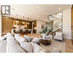 825 21 Avenue NW - photo 8