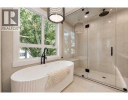 825 21 Avenue NW - photo 26