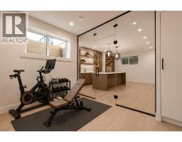 825 21 Avenue NW - photo 41