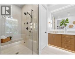 2233 2 Avenue NW - photo 27