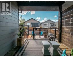 628 Sixmile Crescent S - photo 40