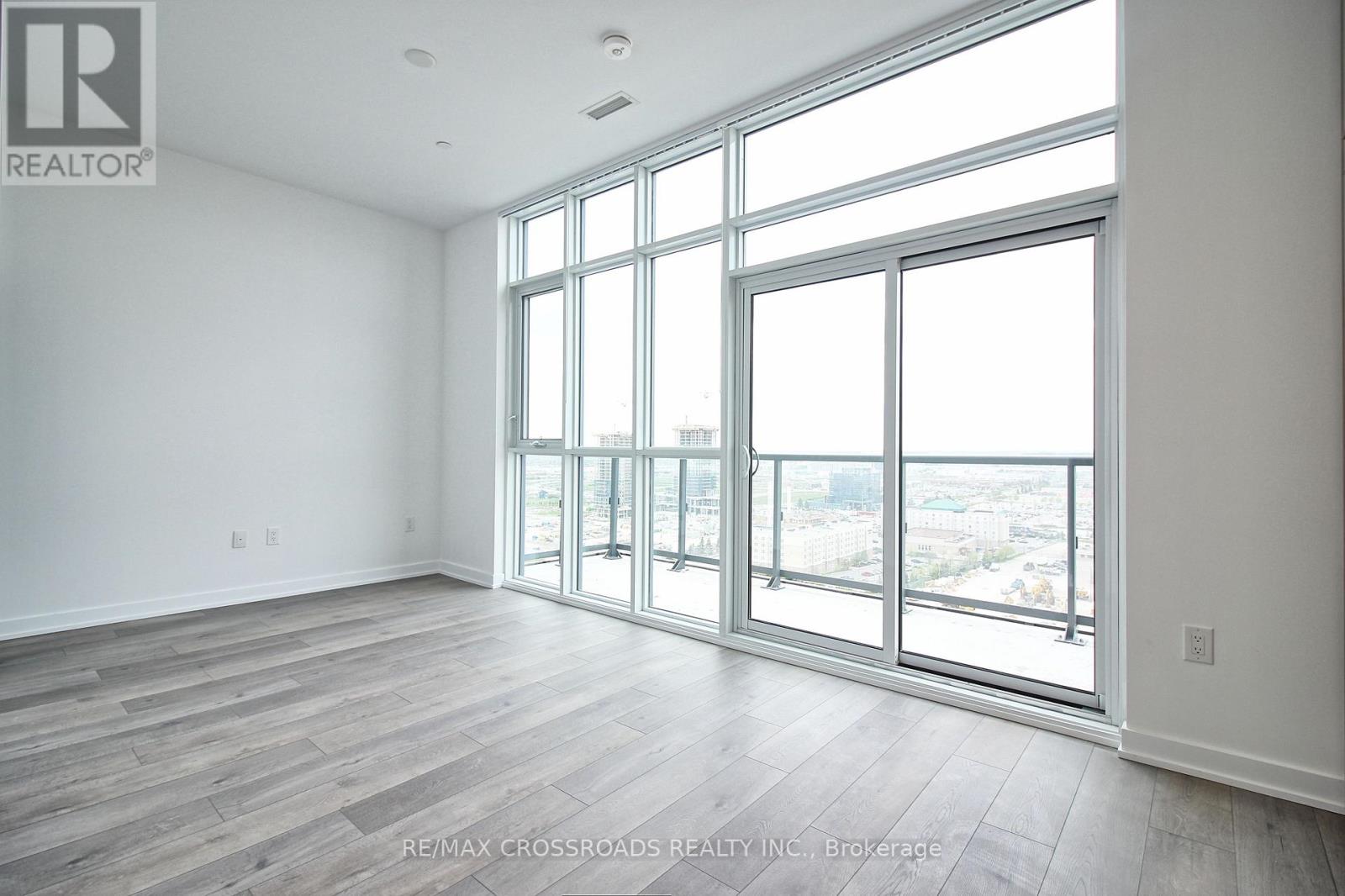 2117 - 38 HONEYCRISP CRESCENT, Vaughan (Vaughan Corporate Centre) — photo 5