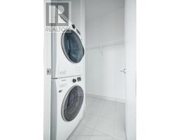 2117 - 38 Honeycrisp Crescent, Vaughan, ON L4K0M8 Photo 7