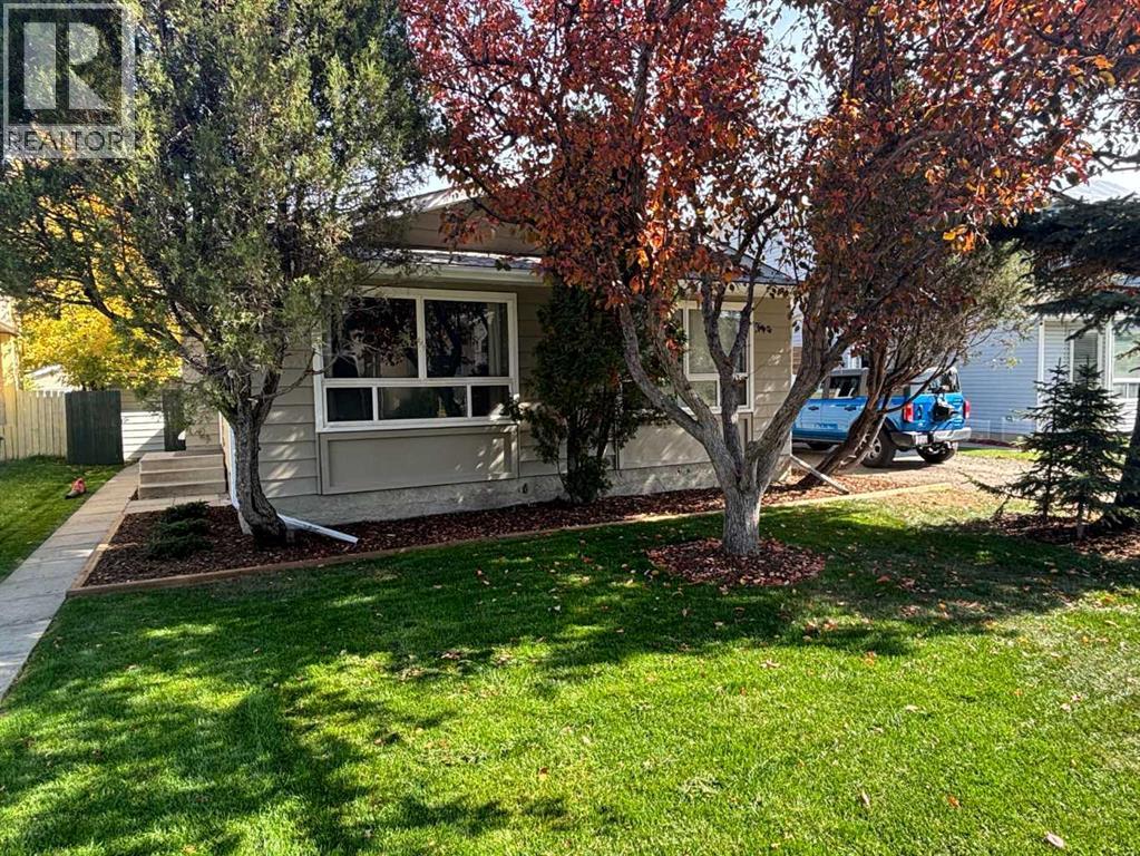 235 Shawcliffe Circle SW - 1