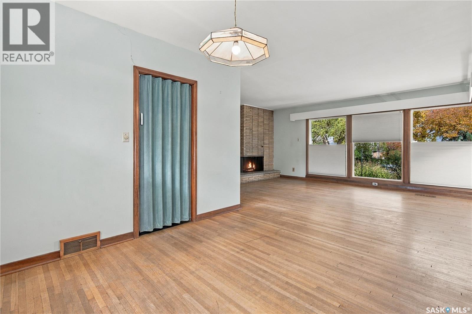 2727 Assiniboine AVENUE - 9