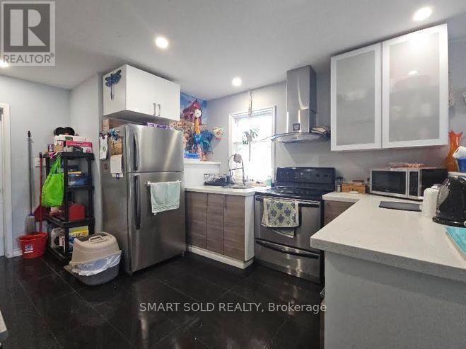 711 DUNLOP STREET W, Whitby (Downtown Whitby) — photo 4