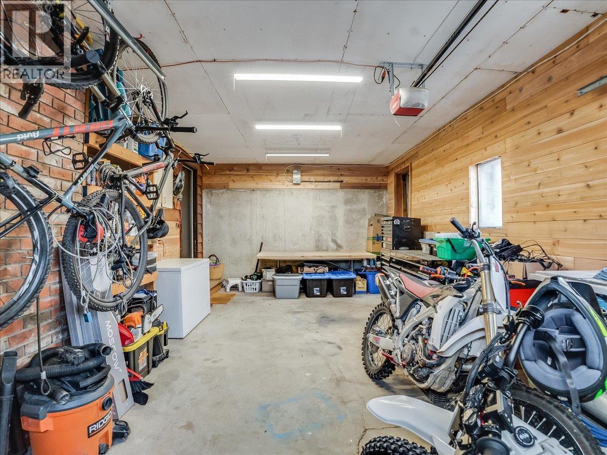 1765 Ridgewood Road - 52