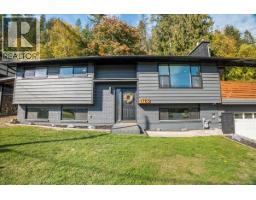 Full bathroom - 1765 Ridgewood Road, Nelson, BC V1L6J9 Photo 9