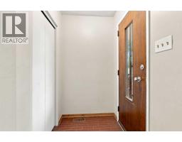 529 28 Avenue NW - photo 14