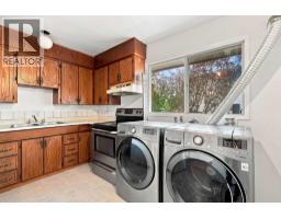 529 28 Avenue NW - photo 16