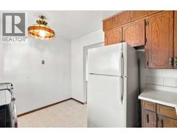 529 28 Avenue NW - photo 17