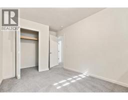 529 28 Avenue NW - photo 38