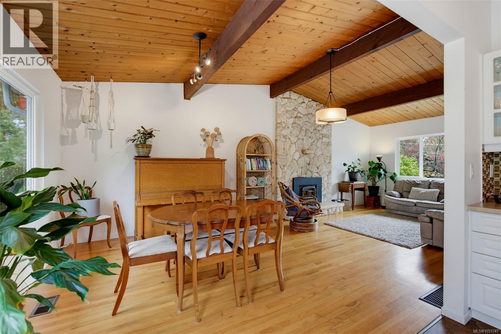 994 Ridgeway St - 14