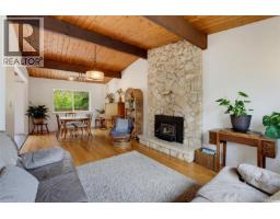 Dining room - 994 Ridgeway St, Saanich, BC V8X3C4 Photo 12