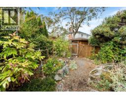 994 Ridgeway St, Saanich, BC V8X3C4 Photo 53