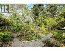 994 Ridgeway St, Saanich, BC V8X3C4 Photo 54