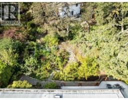 994 Ridgeway St, Saanich, BC V8X3C4 Photo 58