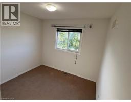 14 Iron Gate Street Unit# Main, Kitchener, ON N2N3P9 Photo 11