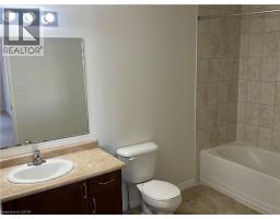 14 Iron Gate Street Unit# Main, Kitchener, ON N2N3P9 Photo 14