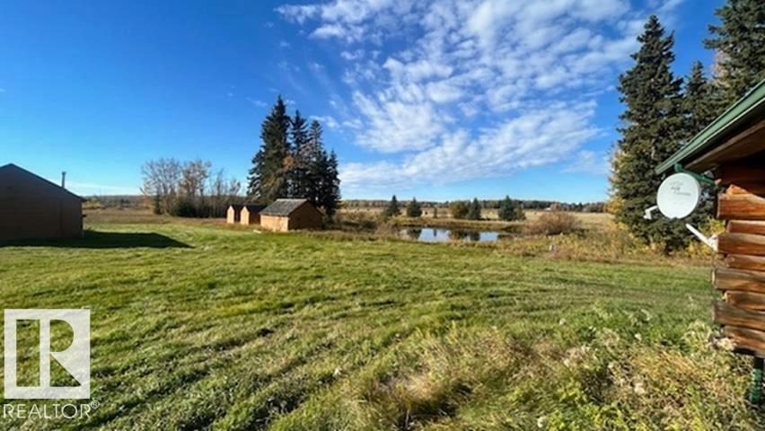 10005 Twp Rd 533 - 2
