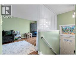1, 29 Poplar Avenue - photo 5