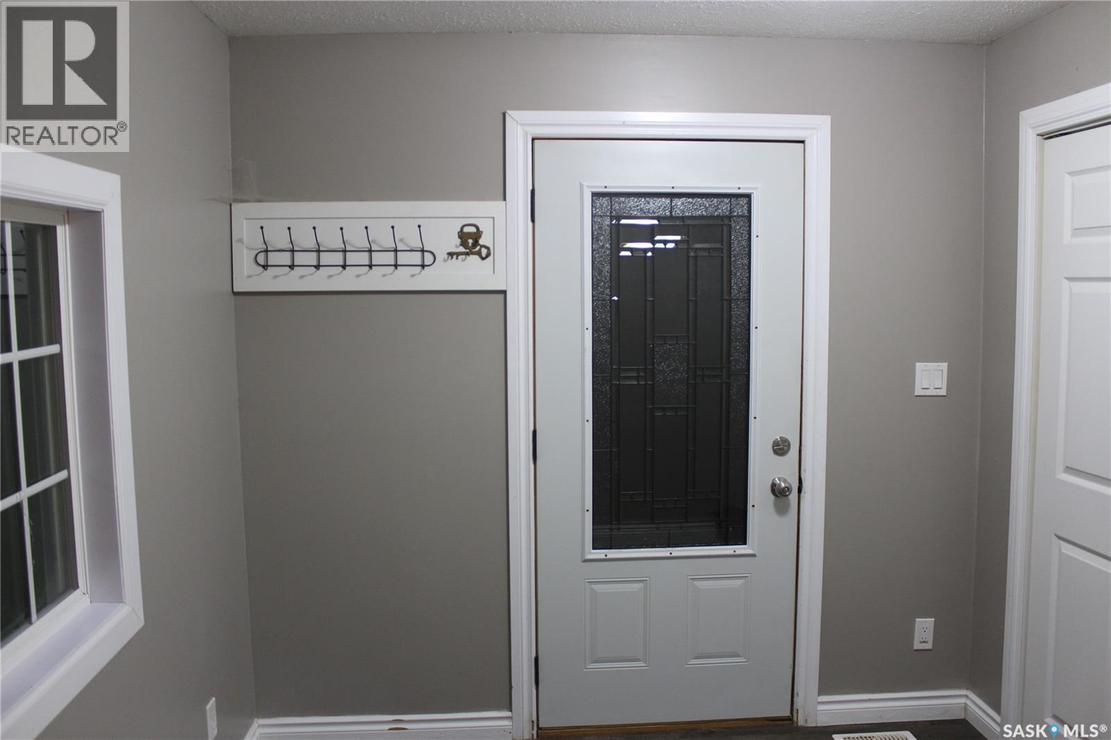 102 Mainprize STREET, Midale — photo 22