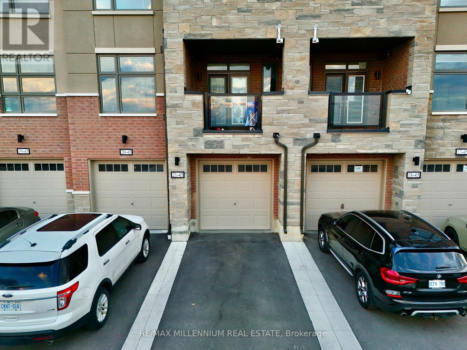 #21 45 FIELDRIDGE CRESCENT - 5