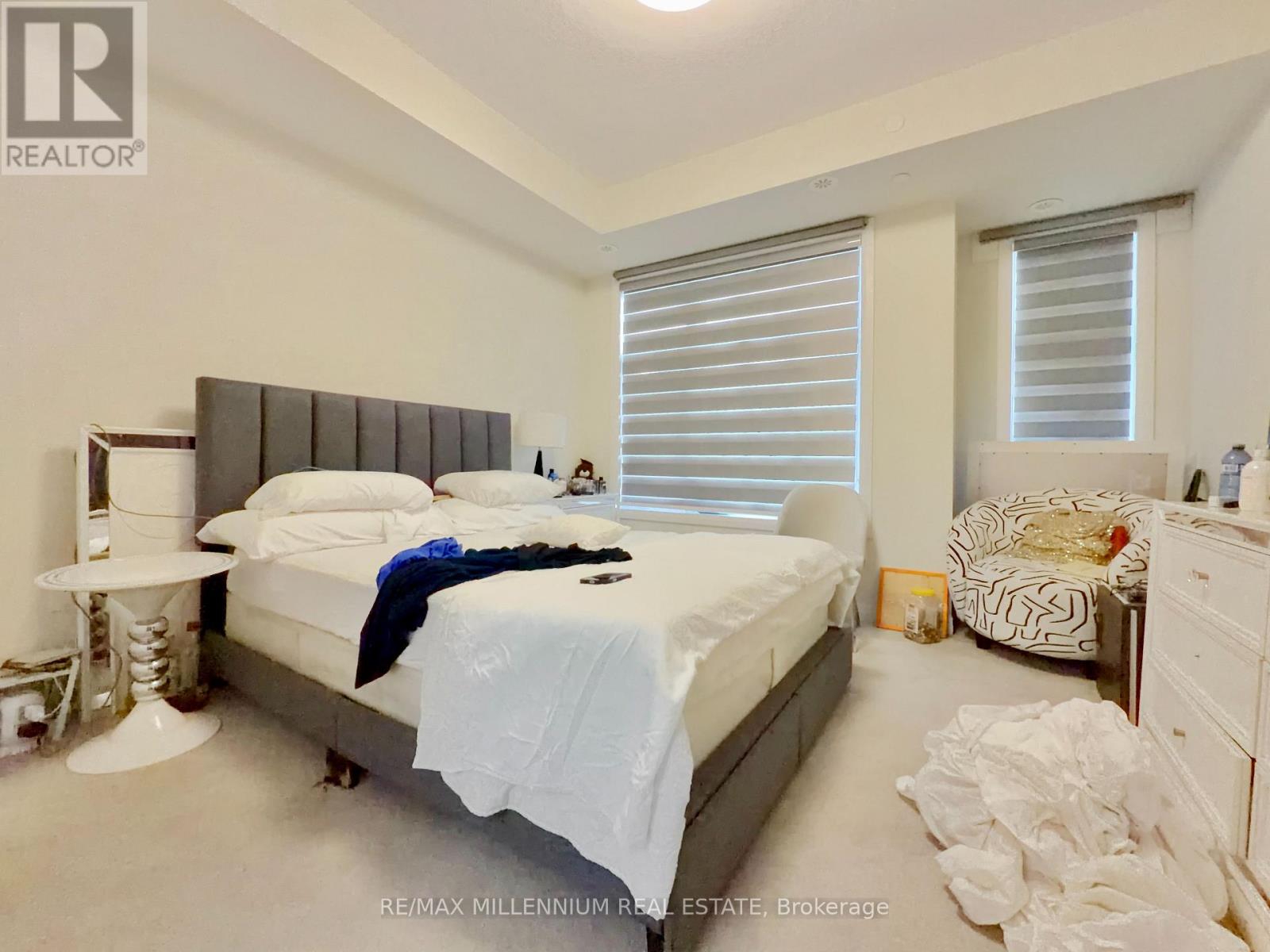 #21 45 FIELDRIDGE CRESCENT - 28