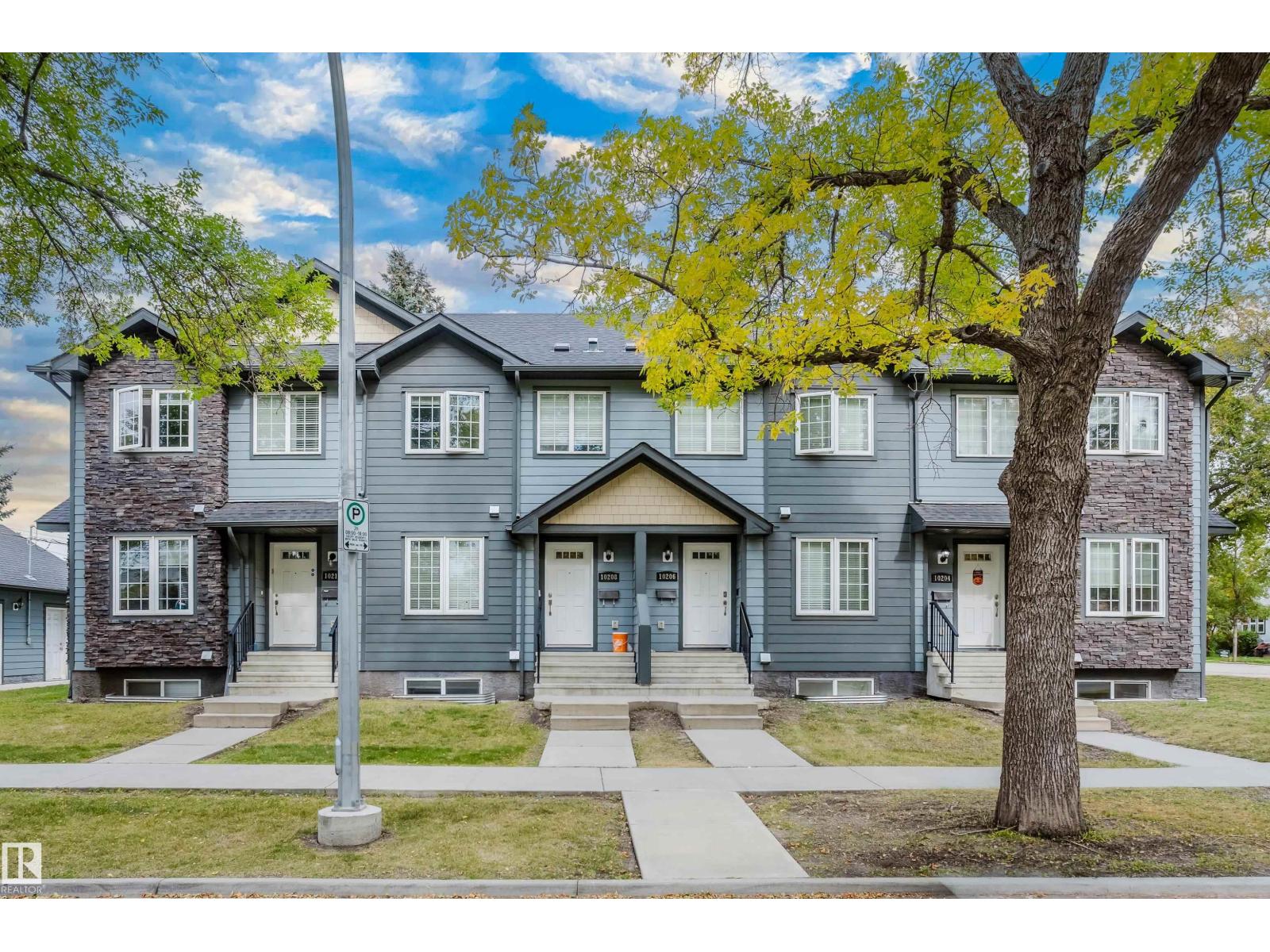 10204 - 10210 113 AV NW - 2