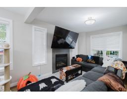 10204 - 10210 113 Av Nw, Edmonton, AB T5G0W9 Photo 9