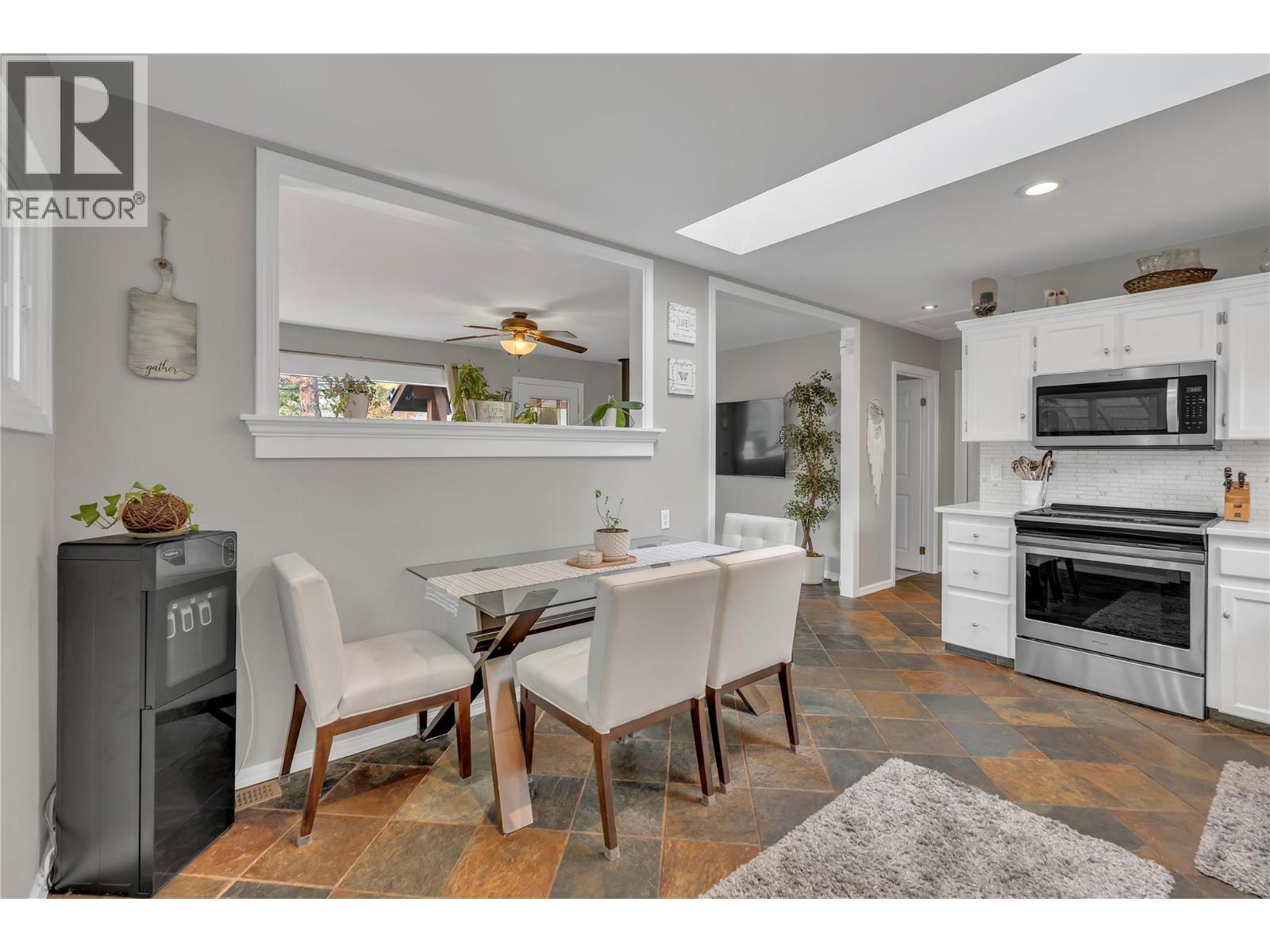  11114 Prairie Valley Road, Summerland