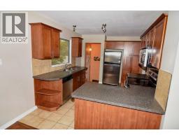 7 Fullerton Road SE - photo 9