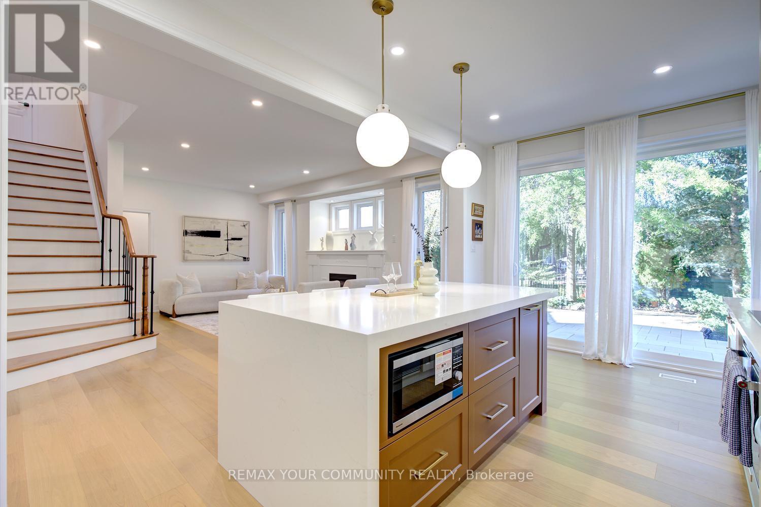 214 Selwyn Road, Richmond Hill, ON photo 19