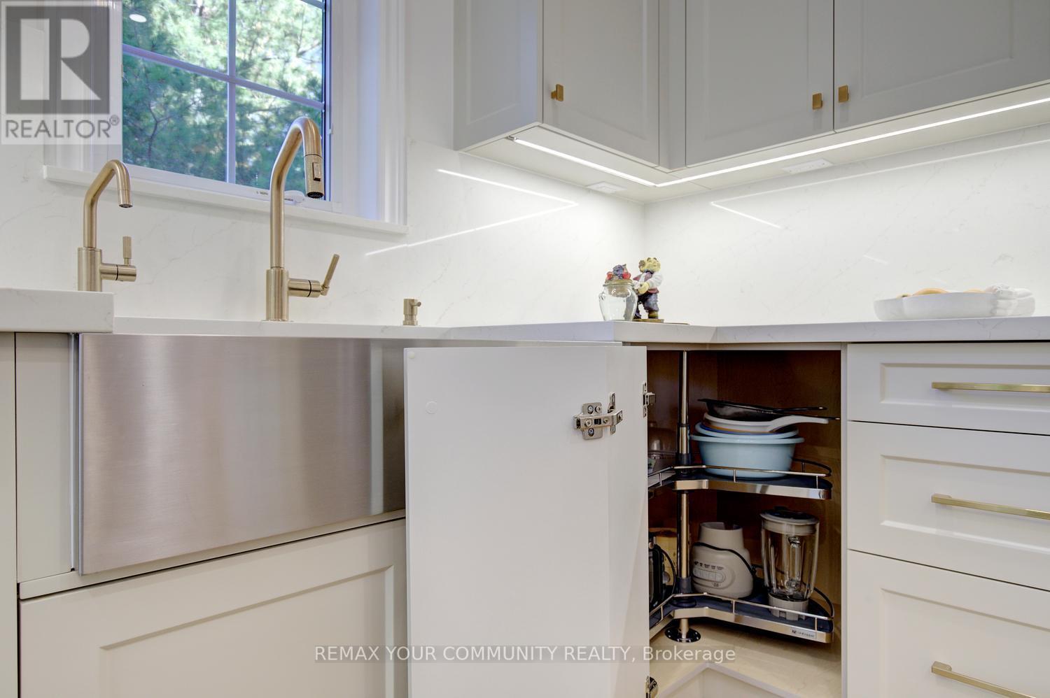 214 Selwyn Road, Richmond Hill, ON photo 21