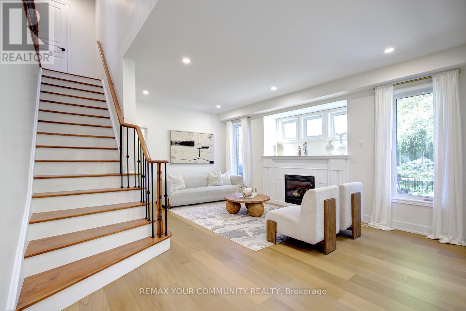 214 Selwyn Road, Richmond Hill, ON photo 22
