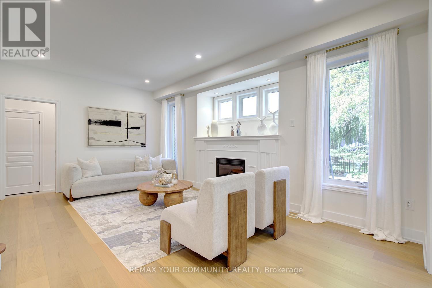 214 Selwyn Road, Richmond Hill, ON photo 23