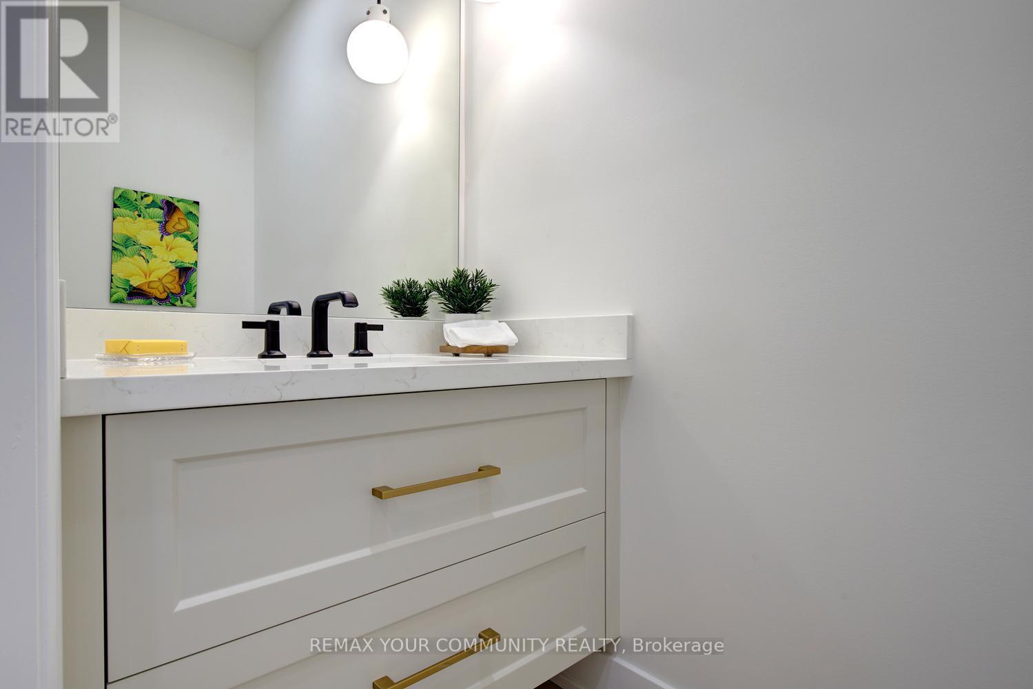 214 Selwyn Road, Richmond Hill, ON photo 31