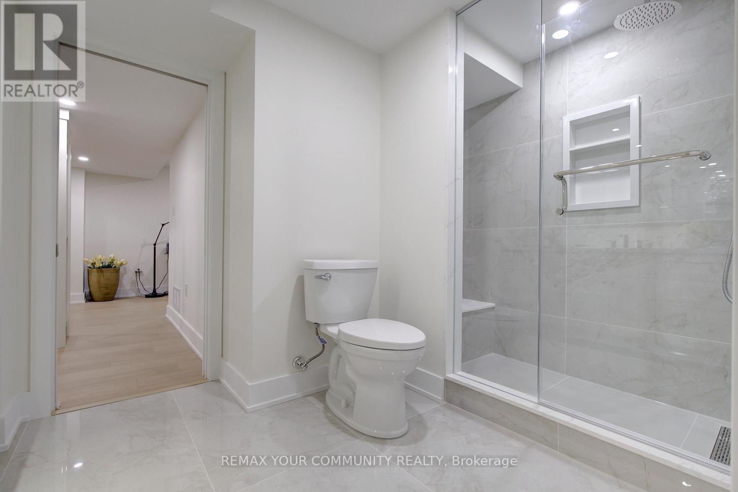 214 Selwyn Road, Richmond Hill, ON photo 43