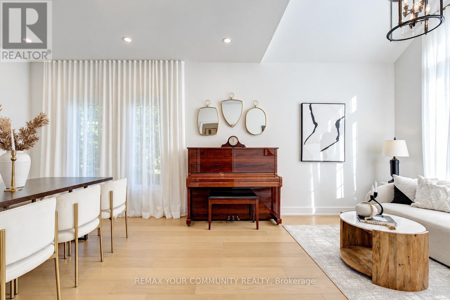 214 SELWYN ROAD, Richmond Hill (Jefferson) — photo 5