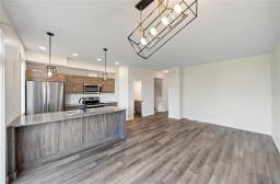 Kitchen - 809 388 Pipeline Road, Winnipeg, MB R2P2T4 Photo 7