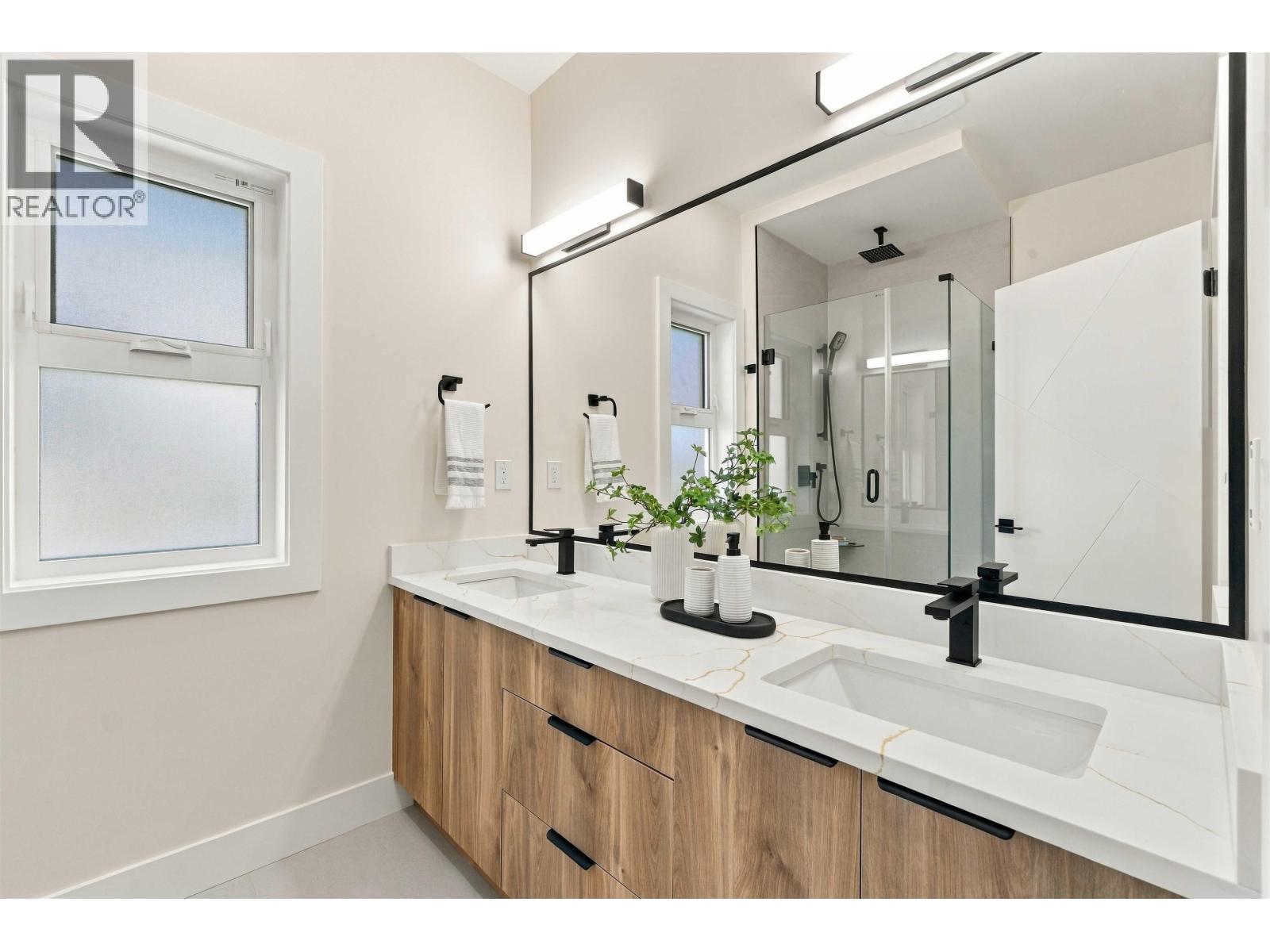Photo of 102 1026 STEWART AVENUE 20