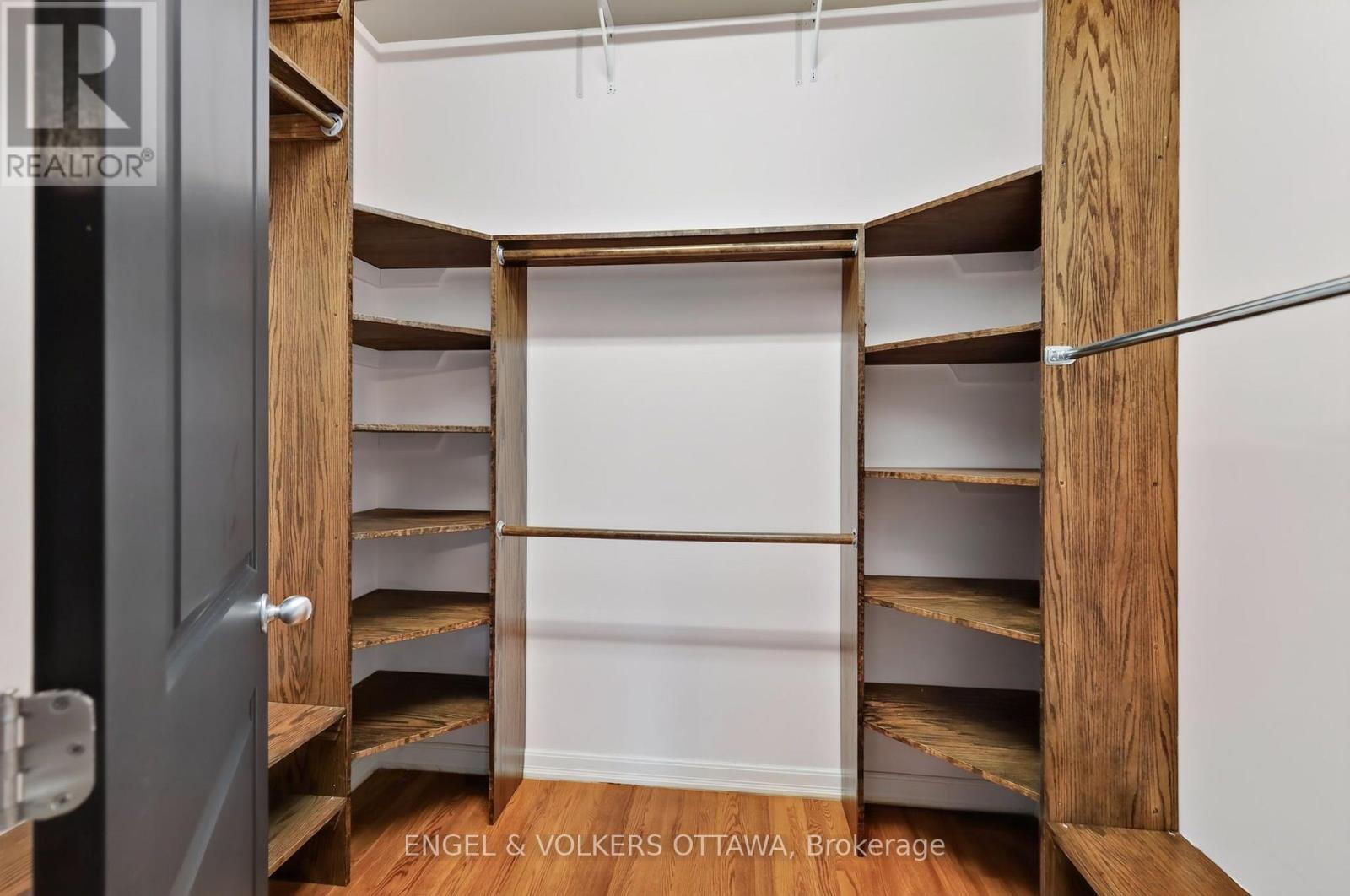 547 KILBIRNIE DRIVE - Image 25