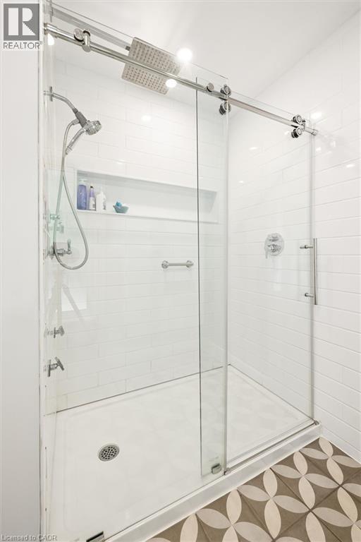 61 SPRING Street - Image 35