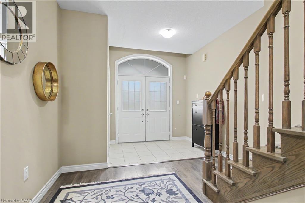 235 FAIR Street, Ancaster — photo 3