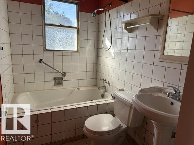 11622 133 Street NW, Woodcroft — photo 11 of 30: Property photo