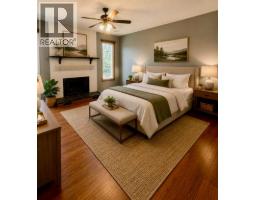 228 Castleridge Drive NE - photo 9
