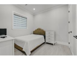 20671 76b Avenue, Langley, BC V2Y1W7 Photo 14