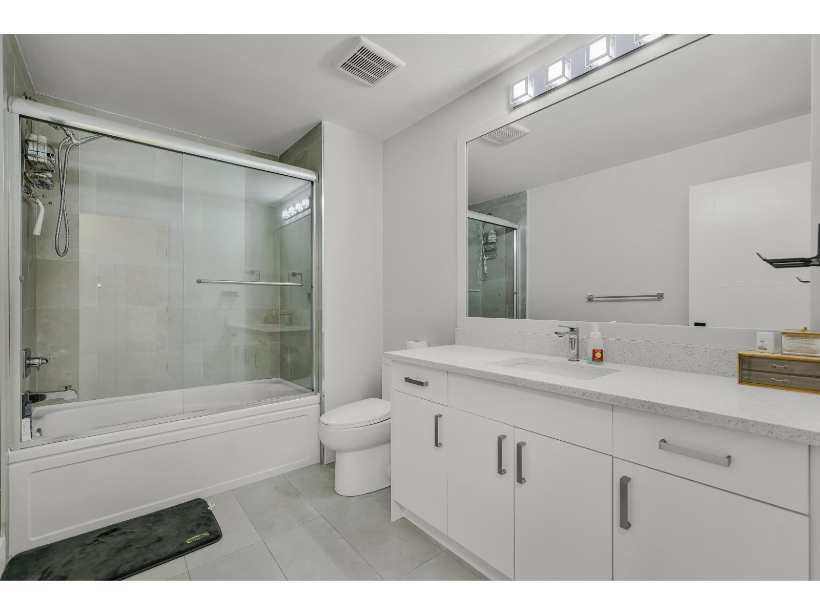 20671 76B AVENUE, Langley