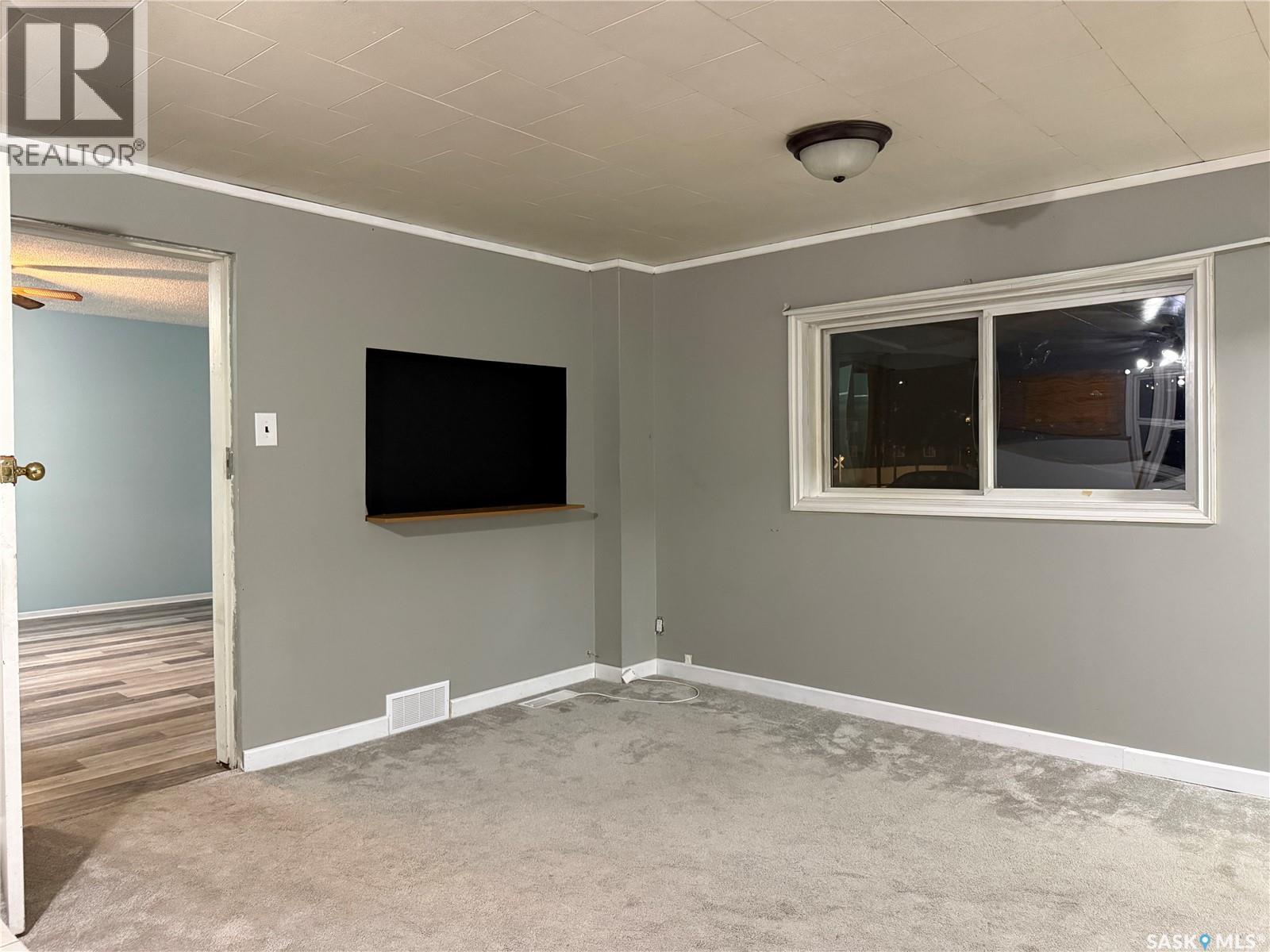 25 Home STREET W, Moose Jaw Saskatchewan — photo 12