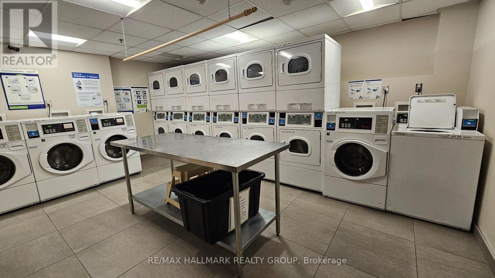 #4 158 MCARTHUR AVENUE - Image 27